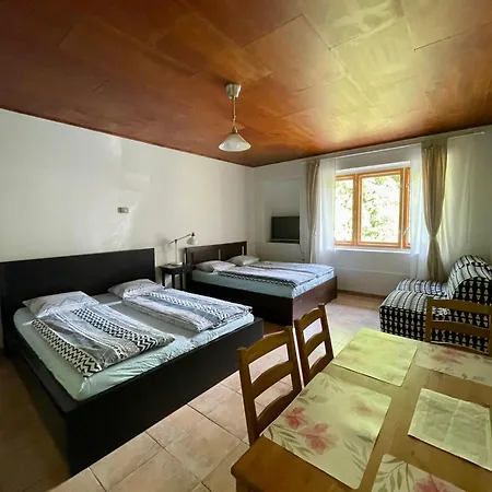 šafářův Statek Milovice